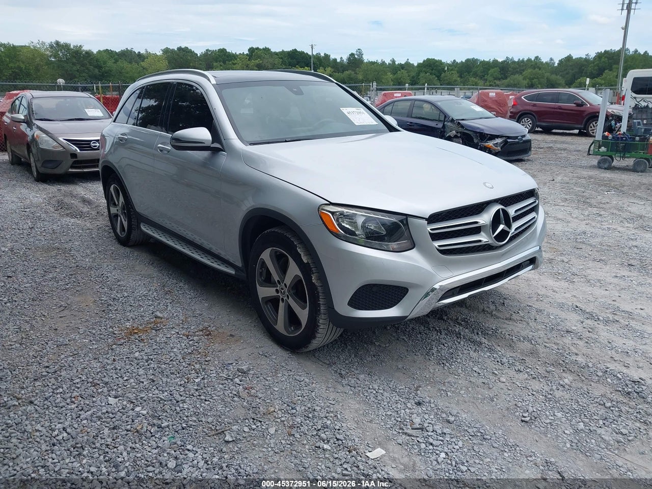 WDC0G4JB9HF****** · 2017 MERCEDES-BENZ GLC 300