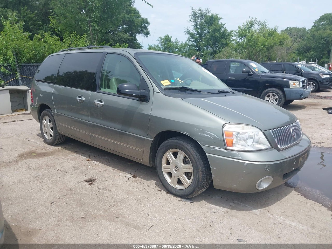 2004 MERCURY MONTEREY  