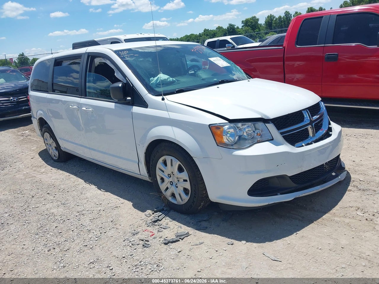 2C4RDGBG4JR****** · 2018 DODGE GRAND CARAVAN SE