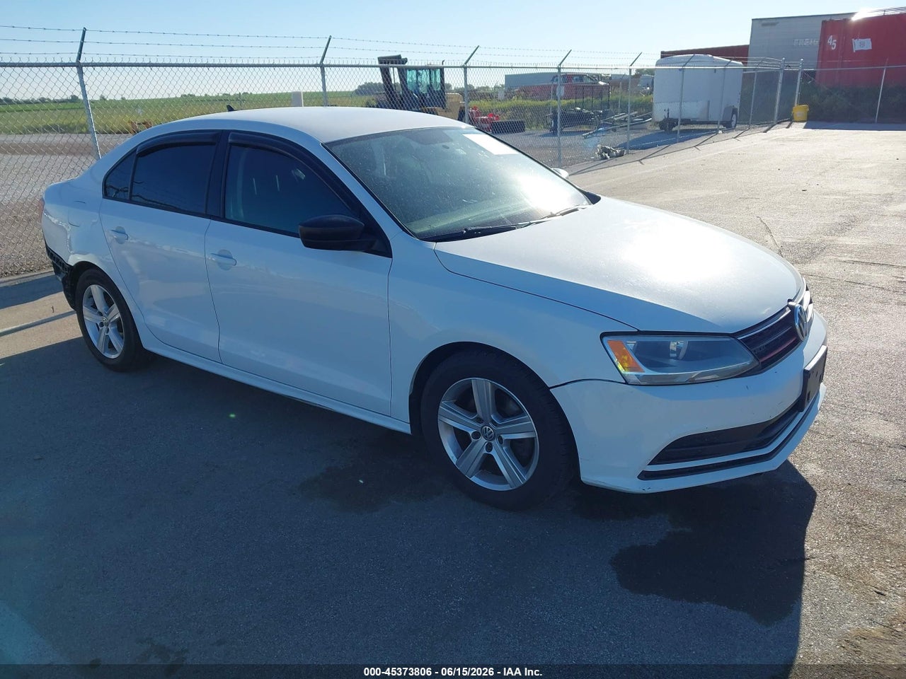 3VW267AJ4GM****** · 2016 VOLKSWAGEN JETTA 1.4T S