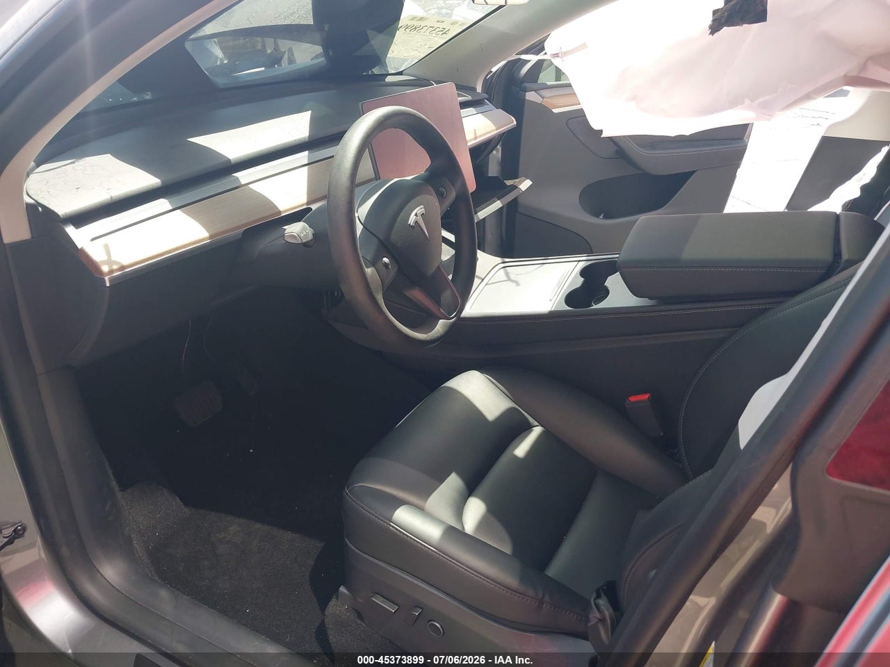 2025 TESLA MODEL Y LONG RANGE DUAL MOTOR ALL-WHEEL DRIVE · 5/10