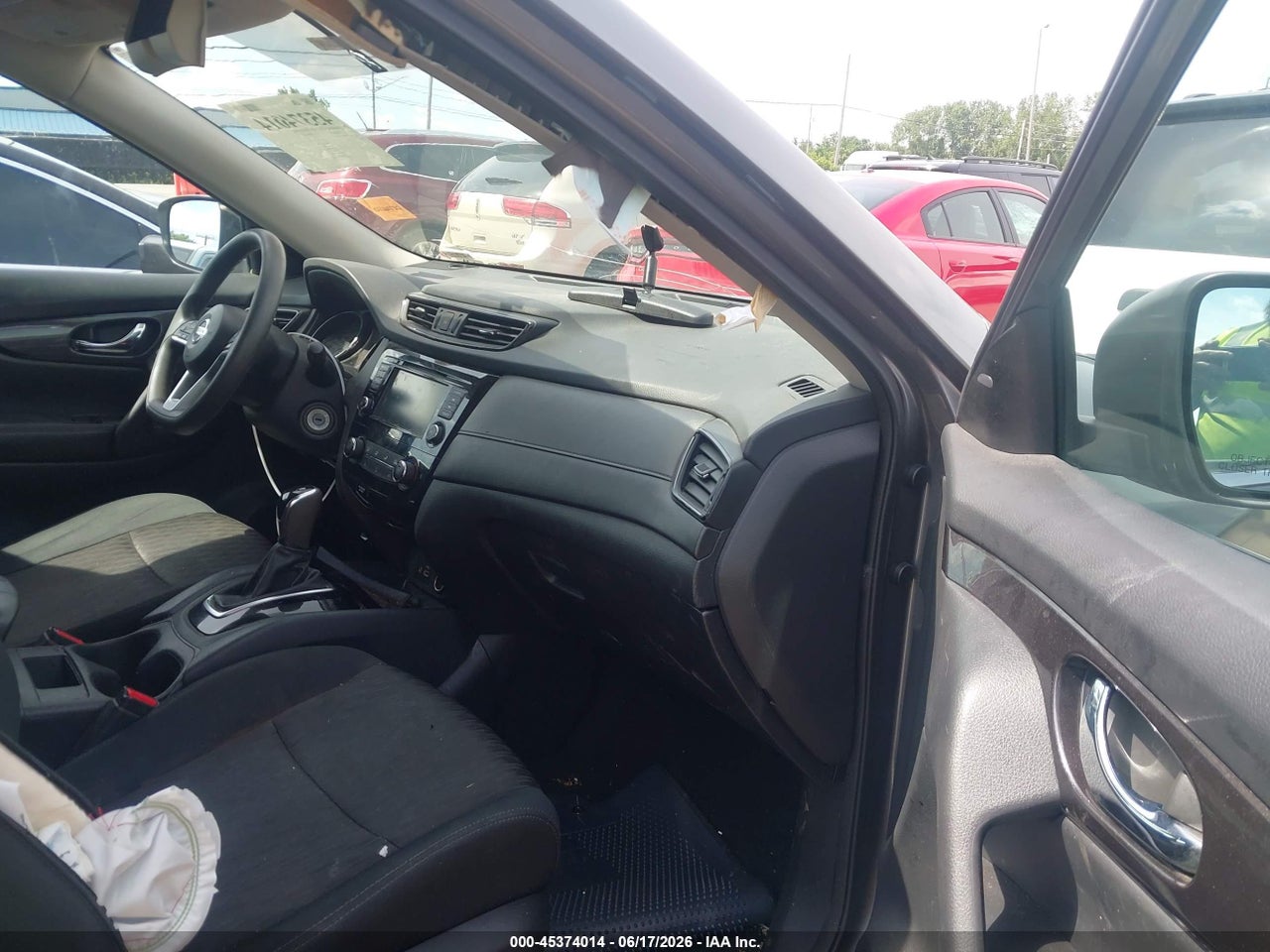 2018 NISSAN ROGUE S · 5/11