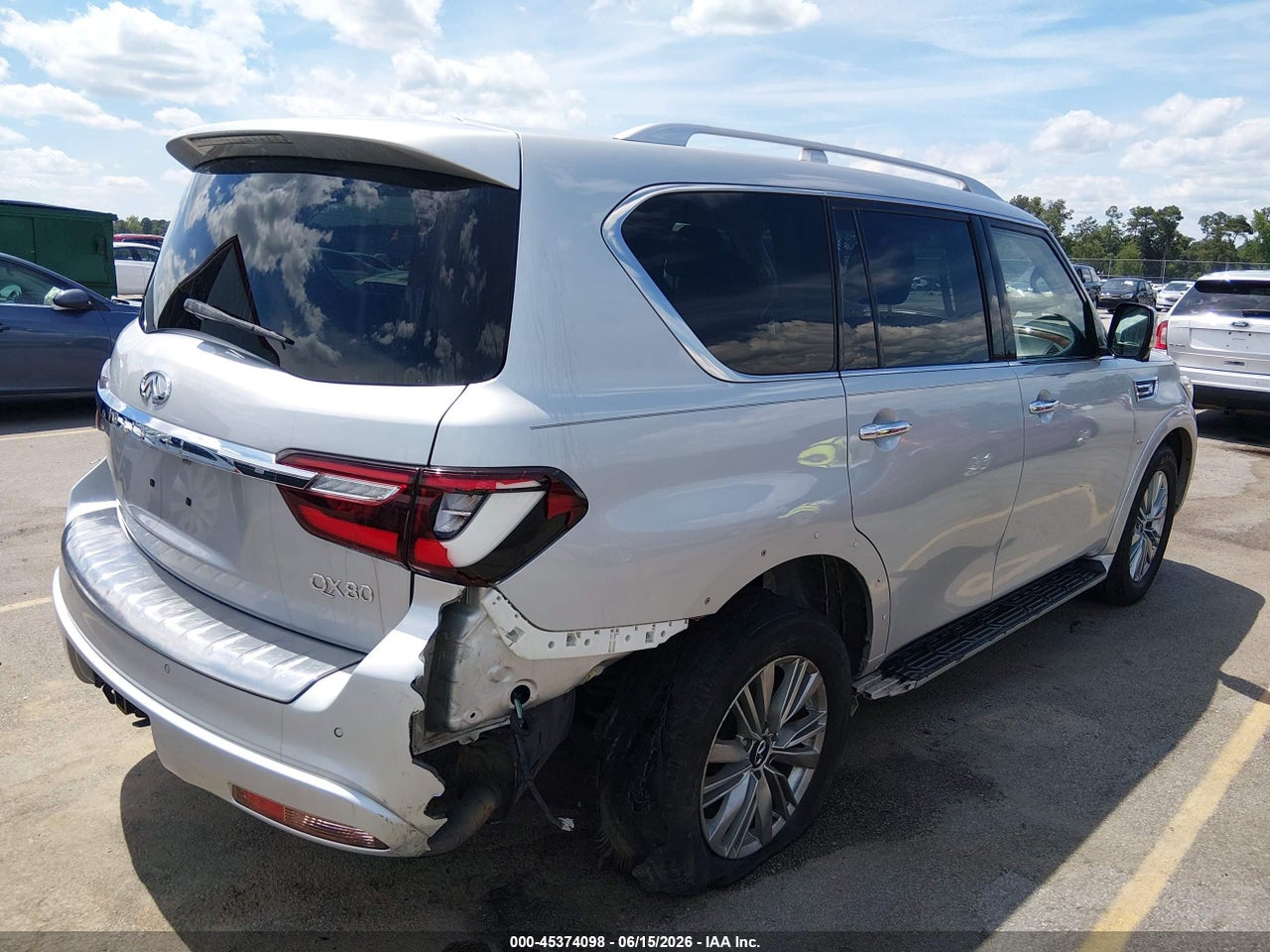 2019 INFINITI QX80 LUXE · 4/11