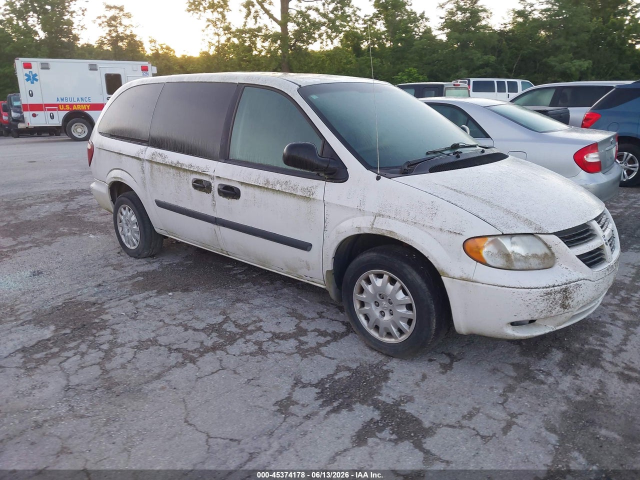 1D4GP23R67B****** · 2007 DODGE GRAND CARAVAN CV