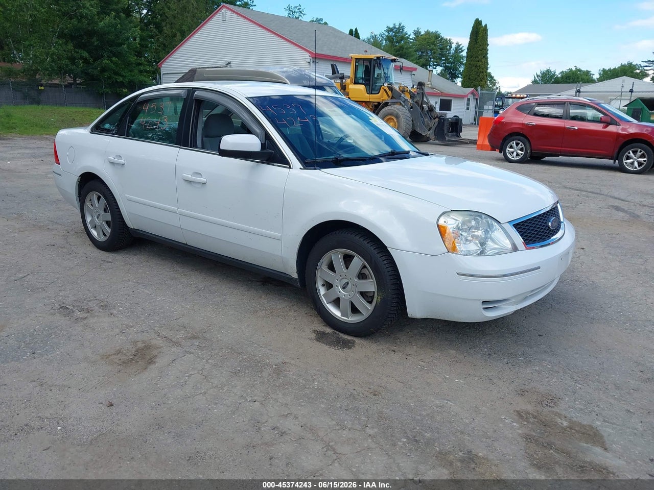 1FAFP23155G****** · 2005 FORD FIVE HUNDRED SE