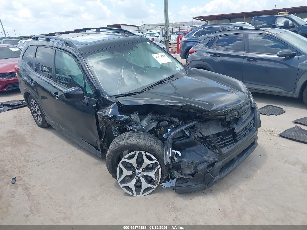 JF2SKAEC4PH****** · 2023 SUBARU FORESTER PREMIUM