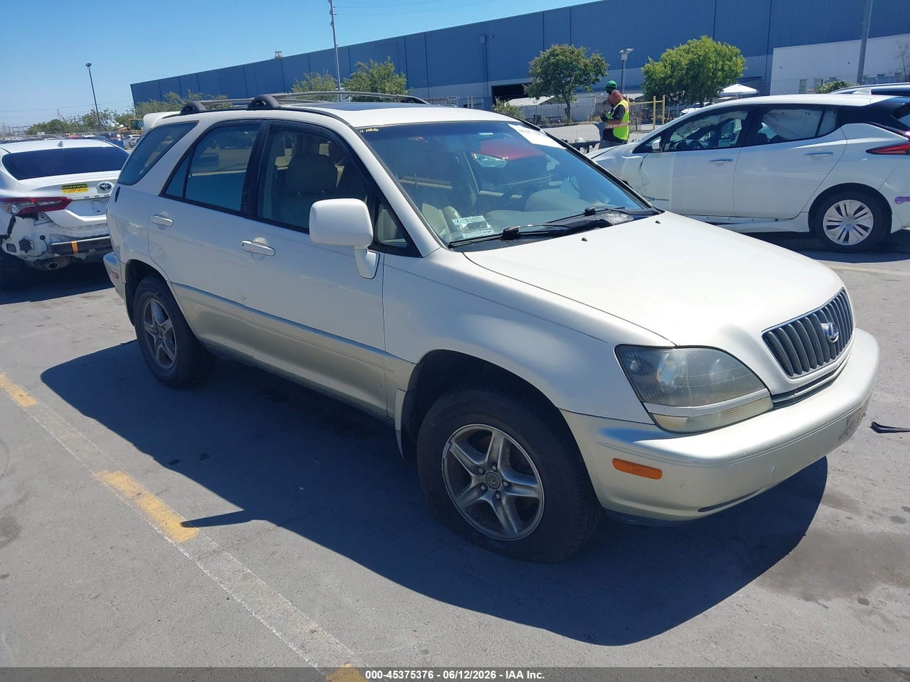 JT6HF10U5Y0****** · 2000 LEXUS RX 300