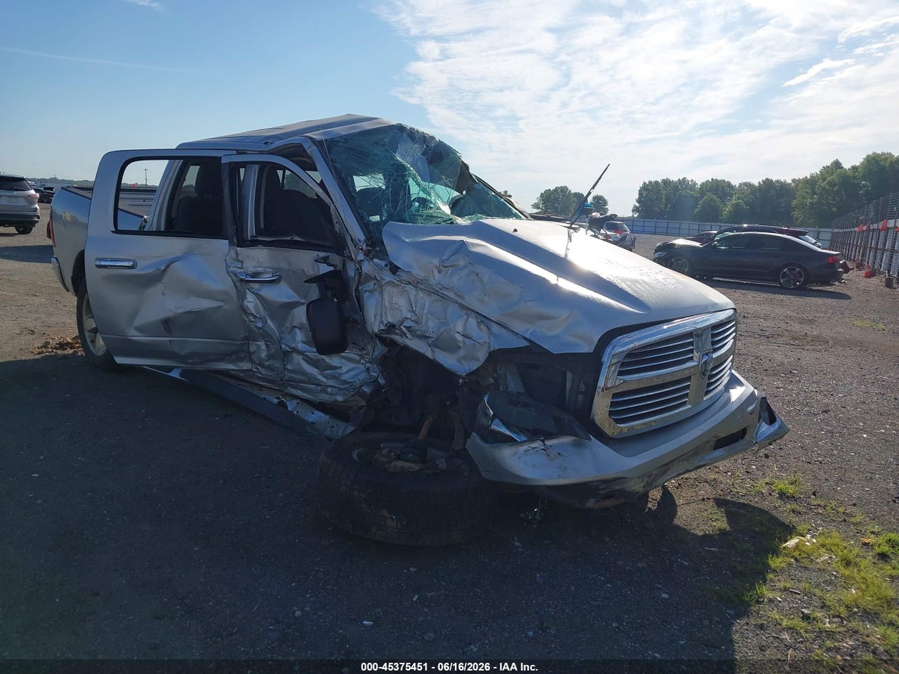 1C6RR7LM9FS****** · 2015 RAM 1500 BIG HORN