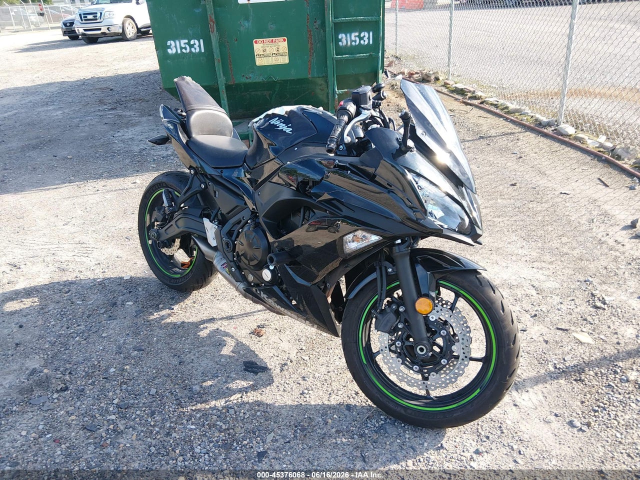 JKAEXEJ16KD****** · 2019 KAWASAKI EX650 J