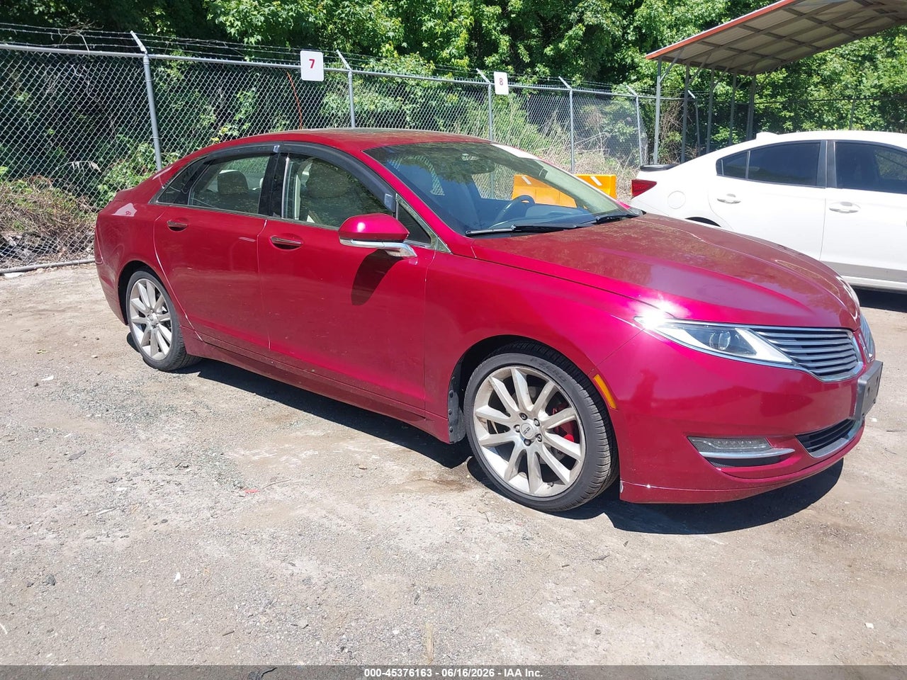 3LN6L2J90GR****** · 2016 LINCOLN MKZ