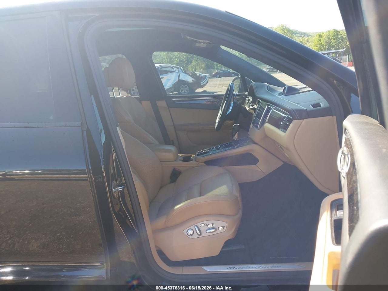 2017 PORSCHE MACAN TURBO · 5/11