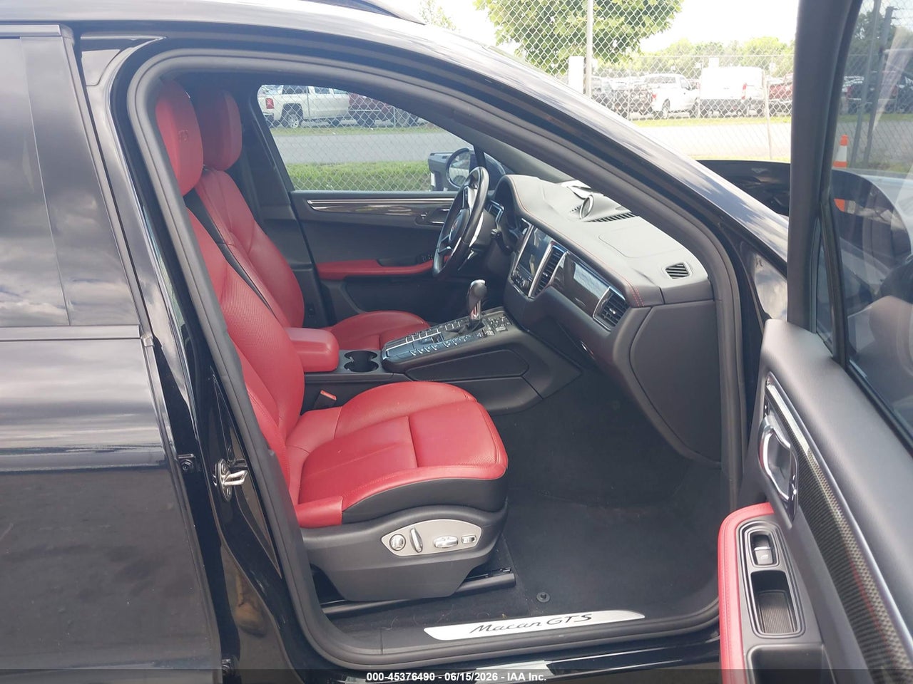2017 PORSCHE MACAN GTS · 5/11