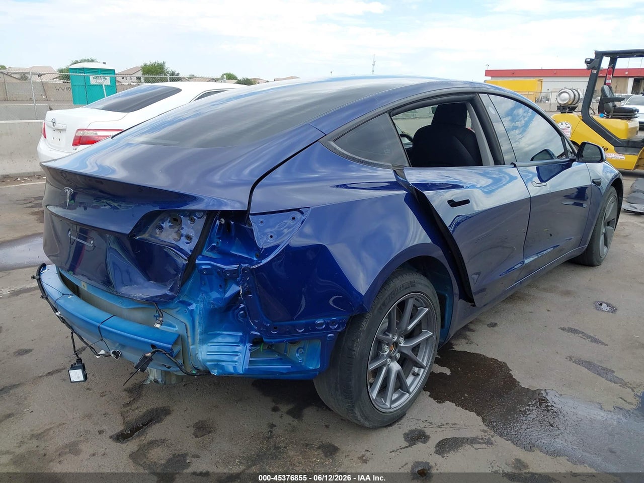 2023 TESLA MODEL 3 REAR-WHEEL DRIVE · 6/11