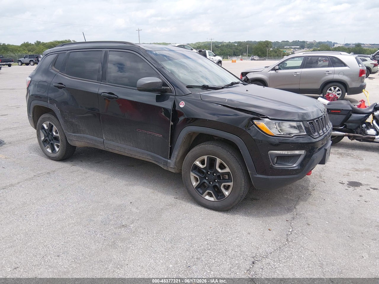 3C4NJDDB2JT****** · 2018 JEEP COMPASS TRAILHAWK 4X4