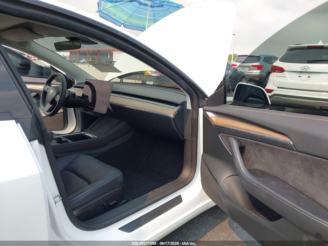 2023 TESLA MODEL 3 REAR-WHEEL DRIVE · 5/9