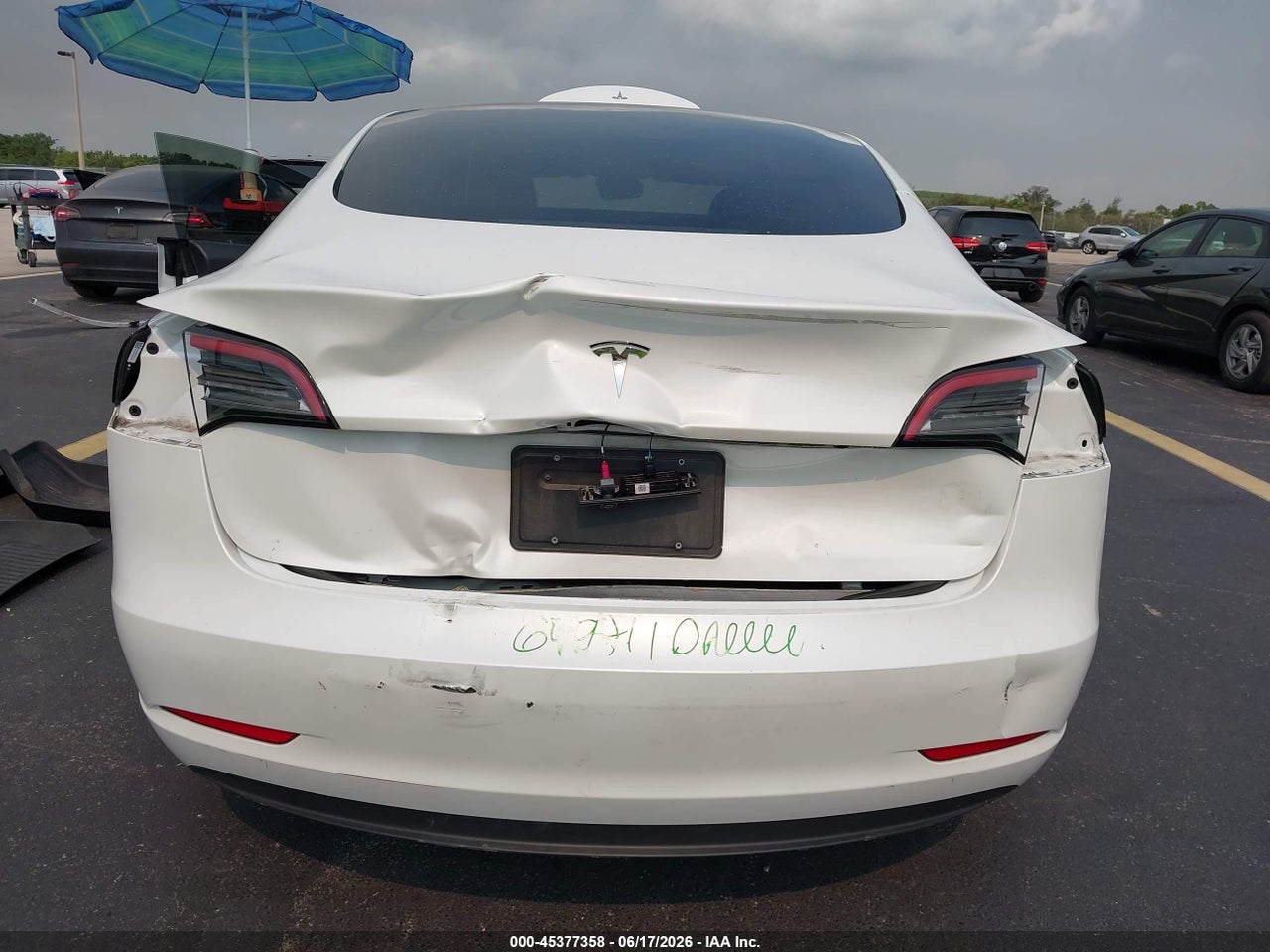 2023 TESLA MODEL 3 REAR-WHEEL DRIVE · 6/9