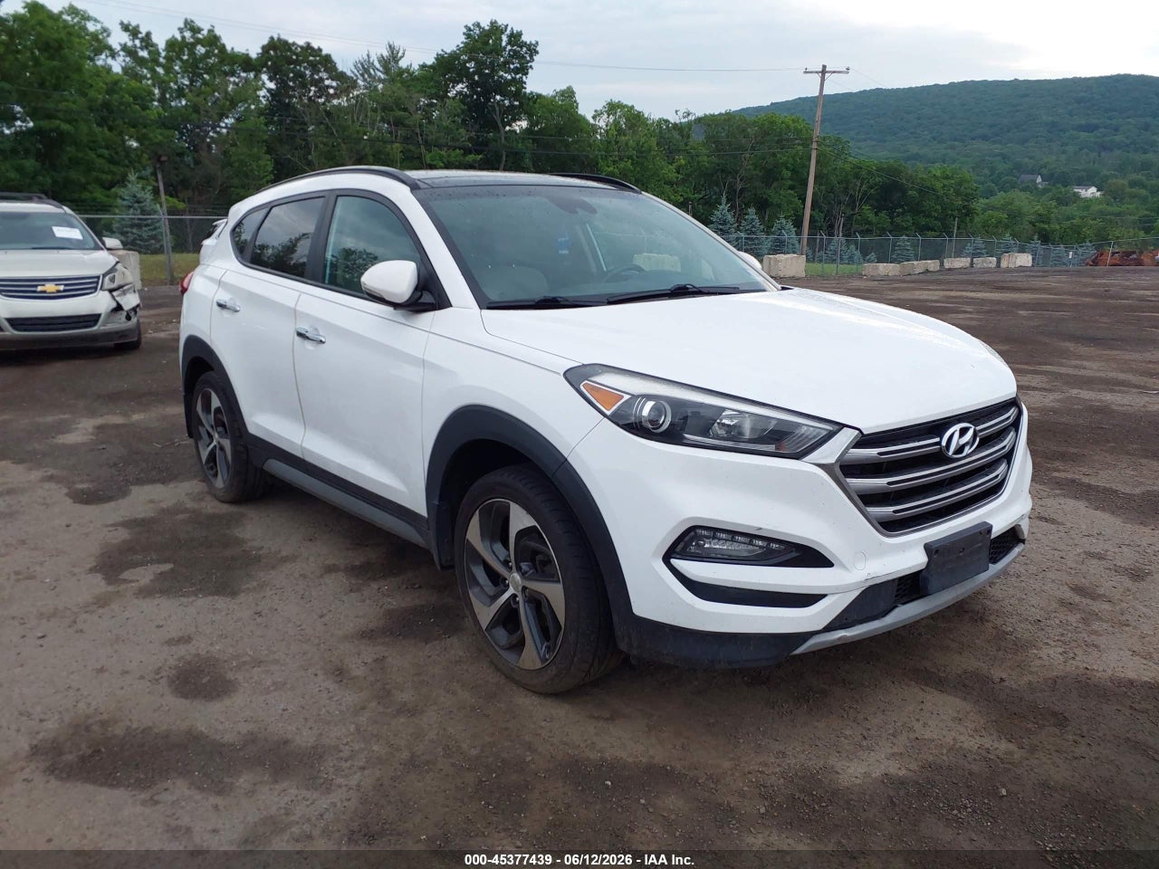 KM8J3CA26HU****** · 2017 HYUNDAI TUCSON LIMITED