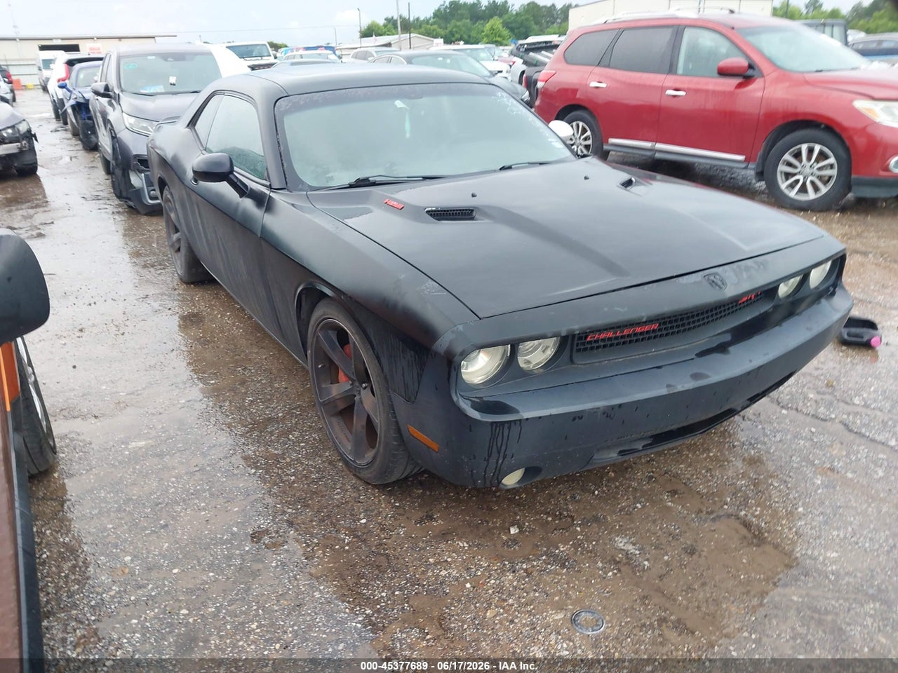 2B3CJ7DWXAH****** · 2010 DODGE CHALLENGER SRT8