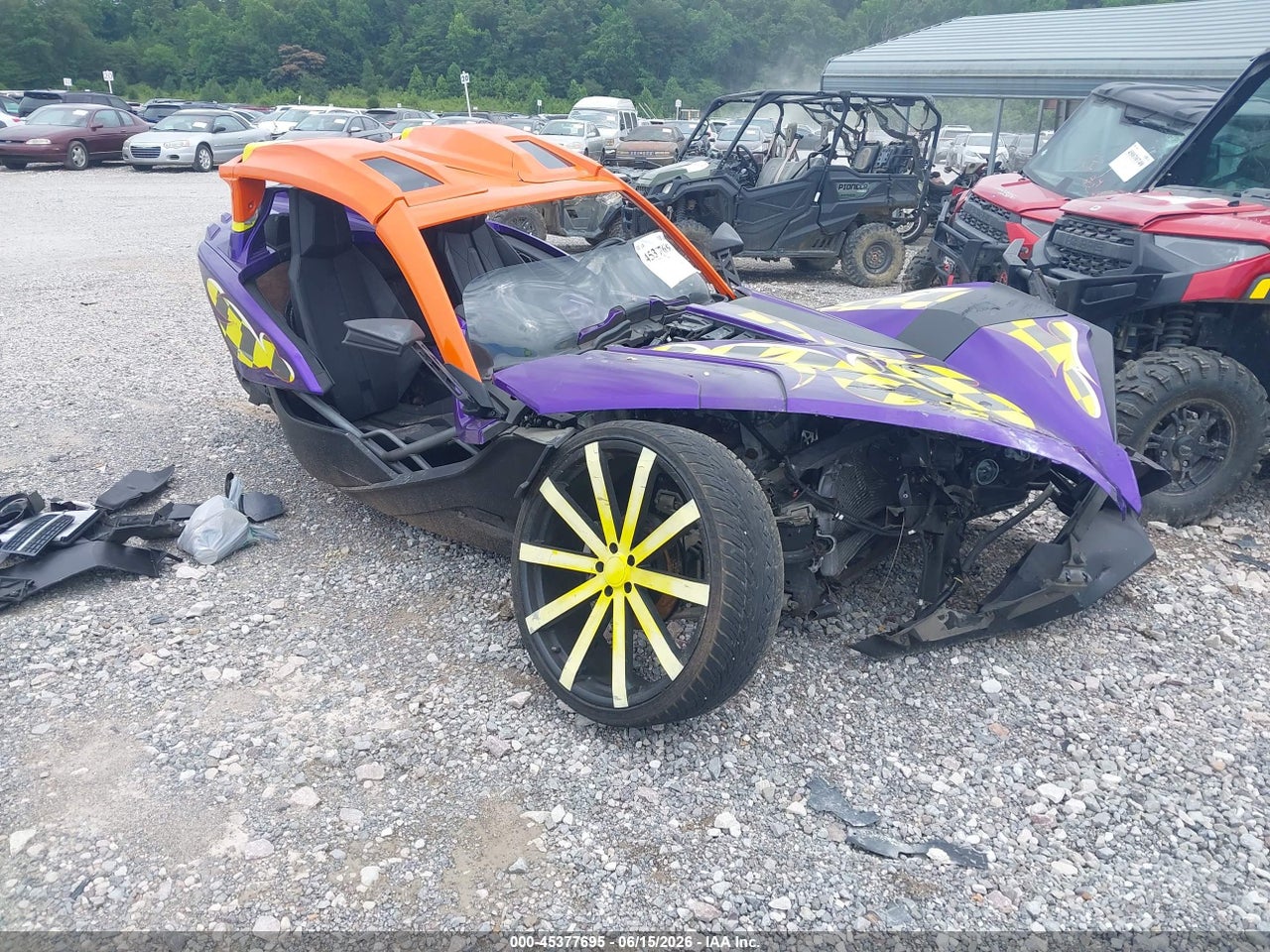 57XAASFA0F5****** · 2015 POLARIS SLINGSHOT