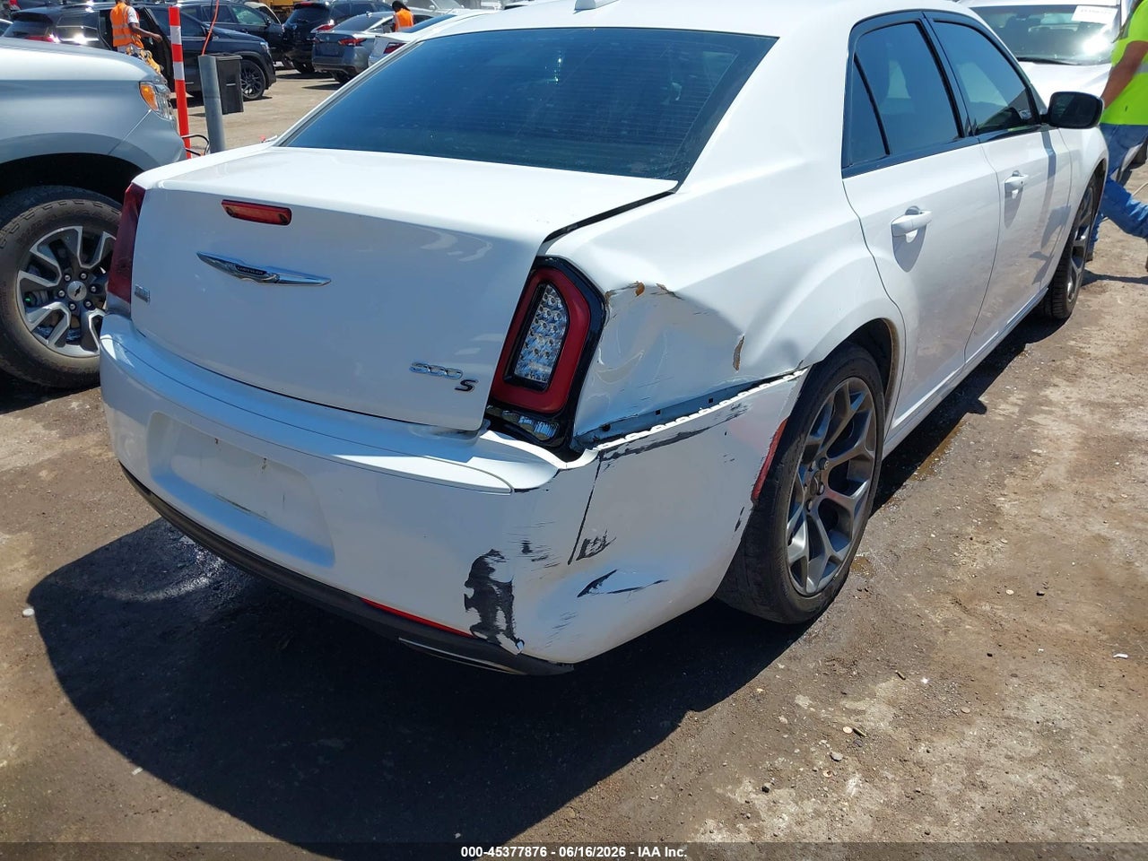 2018 CHRYSLER 300 300S · 4/11