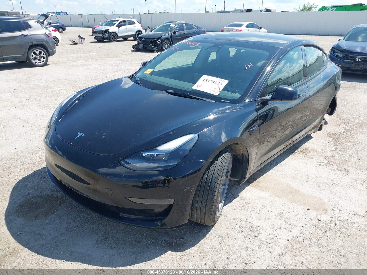 2023 TESLA MODEL 3 REAR-WHEEL DRIVE · 2/10