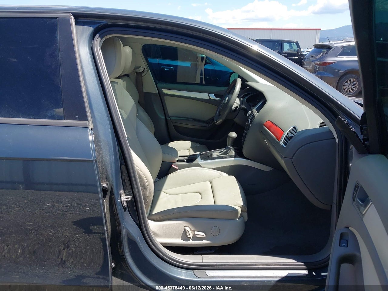 2011 AUDI A4 2.0T PREMIUM · 5/11