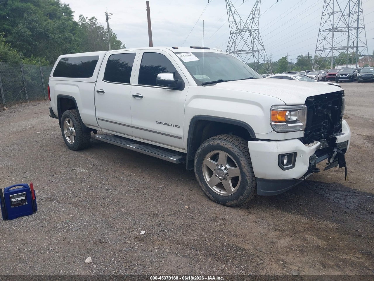 1GT120EG4FF****** · 2015 GMC SIERRA 2500HD AVAILABLE WIFI DENALI