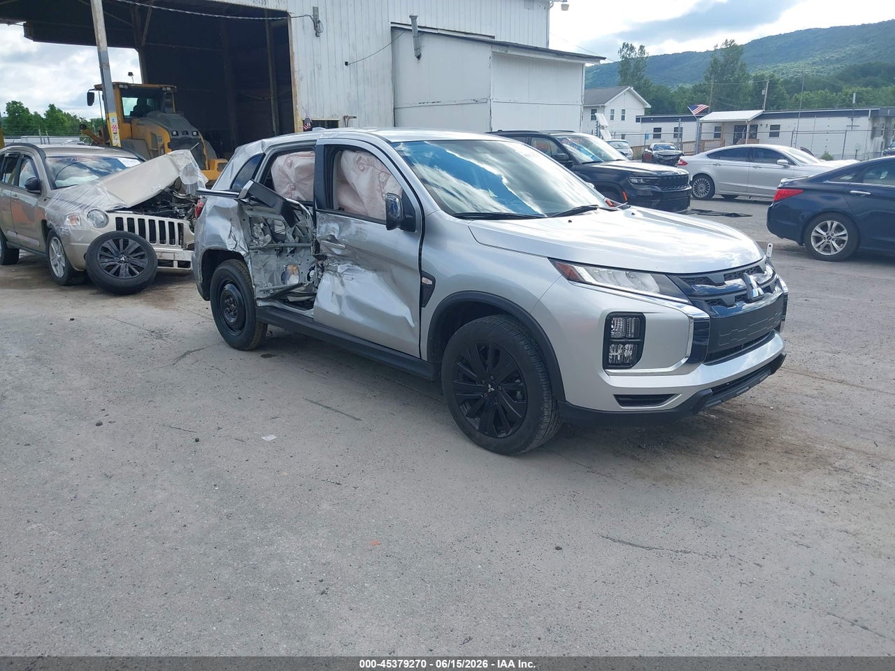 JA4ARUAU4RU****** · 2024 MITSUBISHI OUTLANDER SPORT 2.0 LE AWC