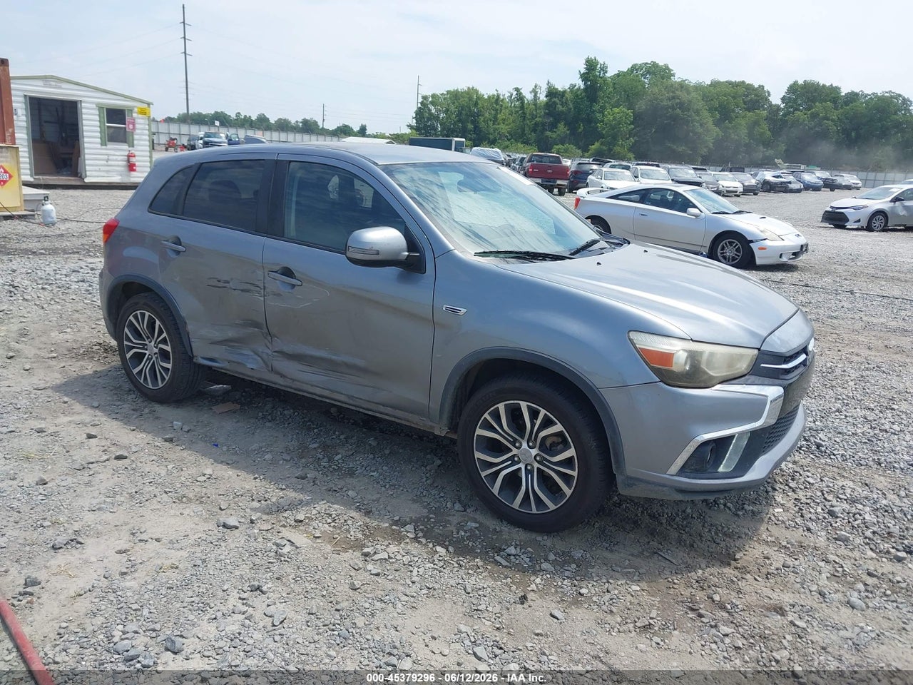 JA4AP3AW6JZ****** · 2018 MITSUBISHI OUTLANDER SPORT 2.4 SE
