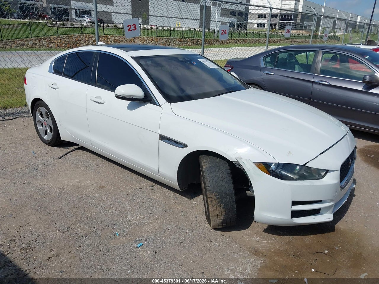 SAJAR4BG7HA****** · 2017 JAGUAR XE 25T