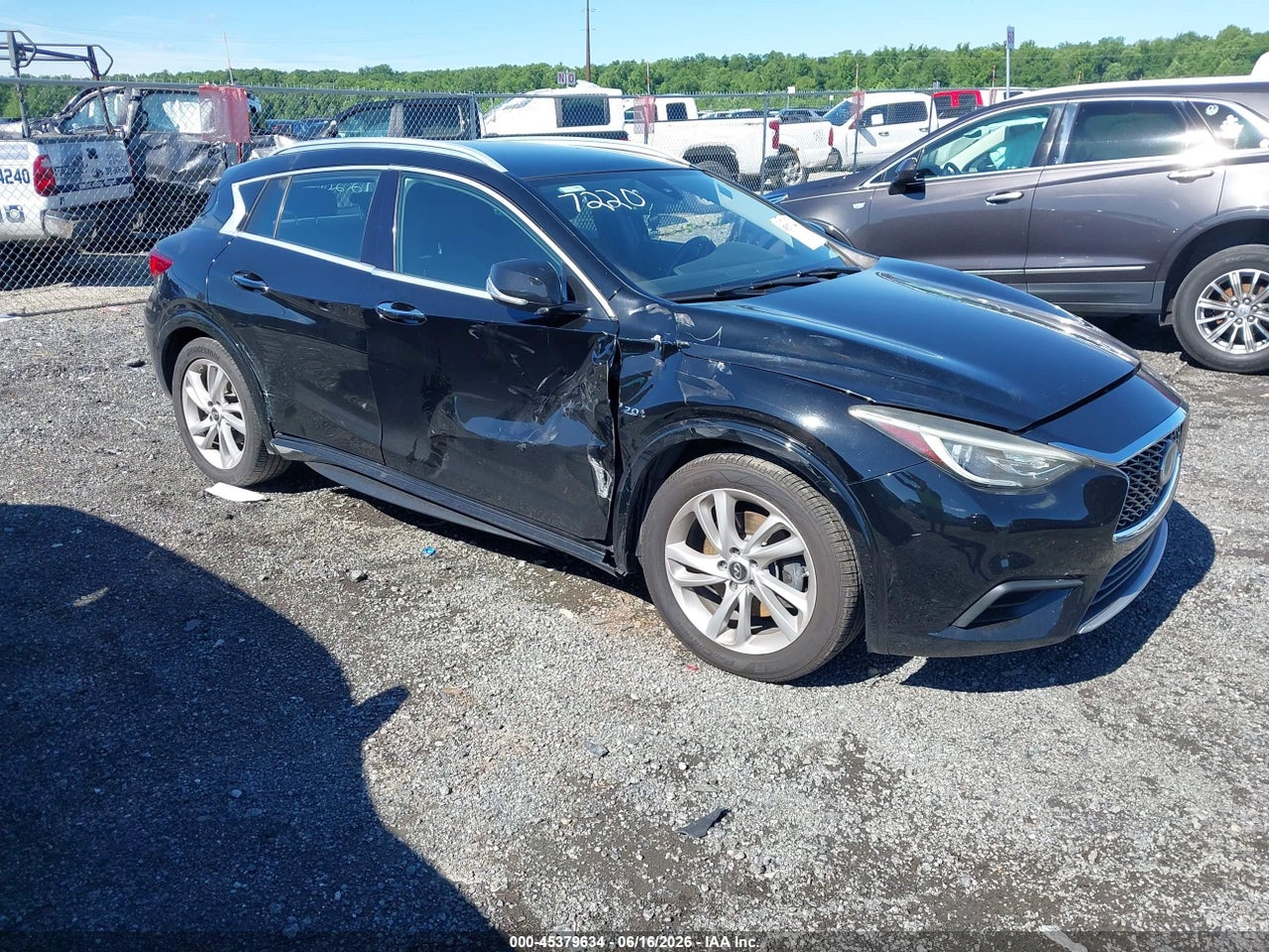 SJKCH5CP6KA****** · 2019 INFINITI QX30 LUXE