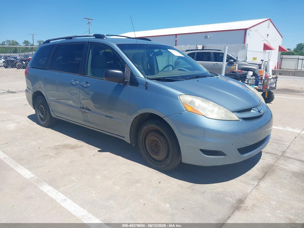 5TDZK23C19S****** · 2009 TOYOTA SIENNA LE