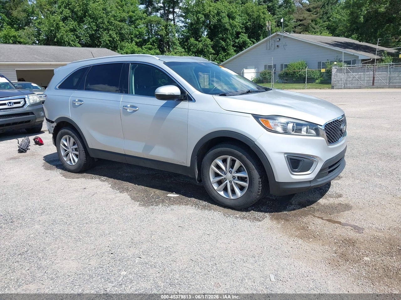 5XYPGDA31HG****** · 2017 KIA SORENTO 2.4L LX