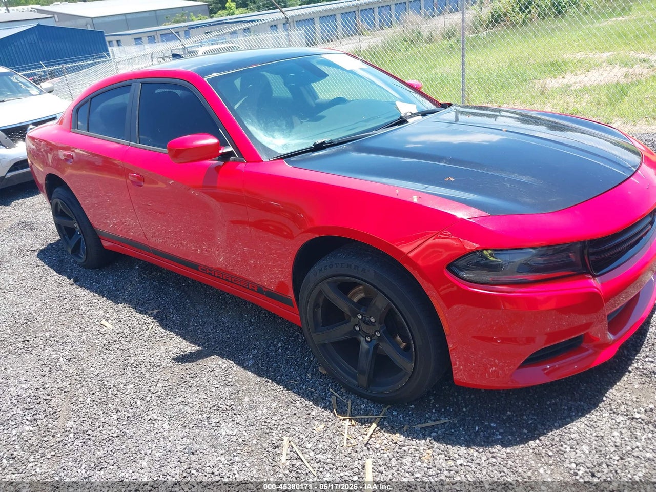 2C3CDXJG2HH****** · 2017 DODGE CHARGER SXT AWD