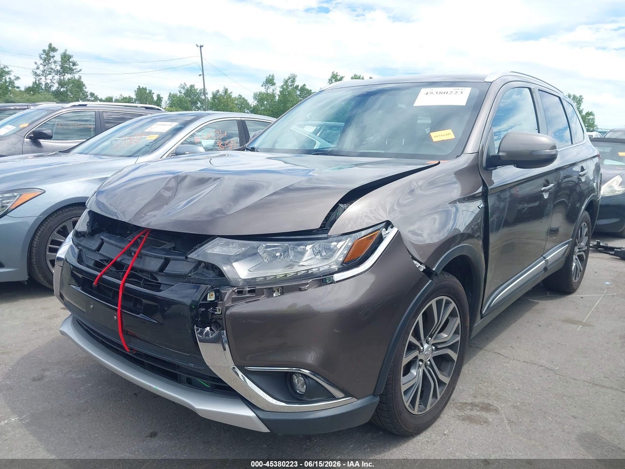 2017 MITSUBISHI OUTLANDER GT · 2/11