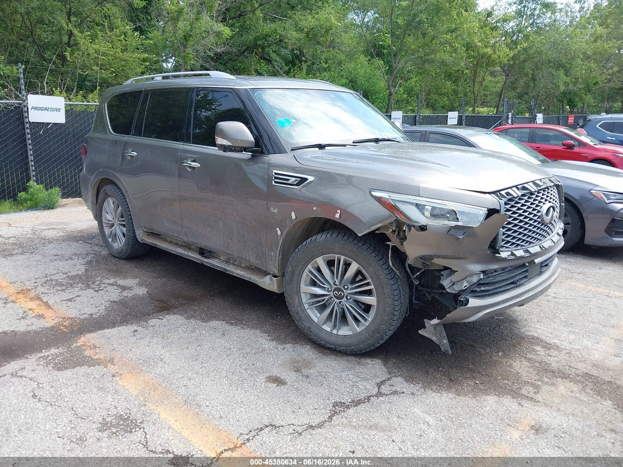JN8AZ2NE6K9****** · 2019 INFINITI QX80 LUXE