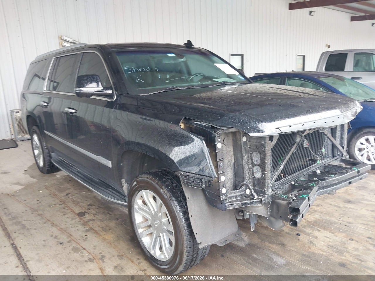 1GYS3GKJ5KR****** · 2019 CADILLAC ESCALADE ESV STANDARD