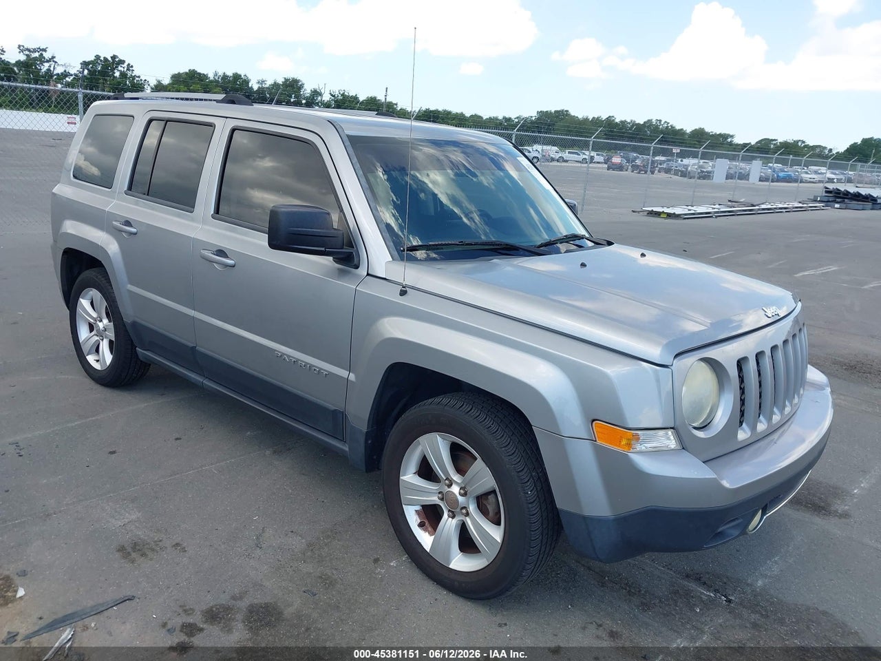 1C4NJPCB5ED****** · 2014 JEEP PATRIOT LIMITED