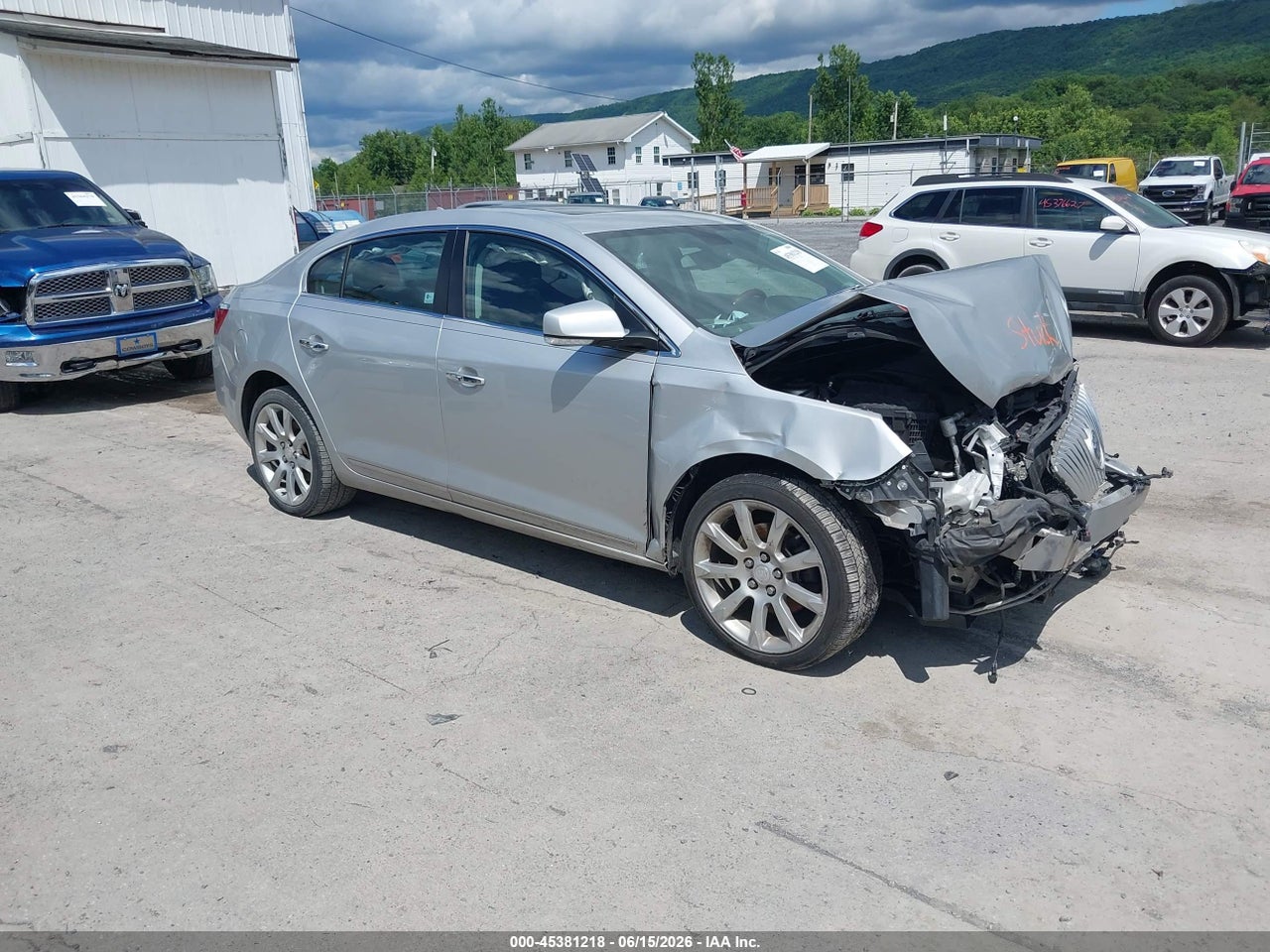 1G4GE5GV0AF****** · 2010 BUICK LACROSSE CXS
