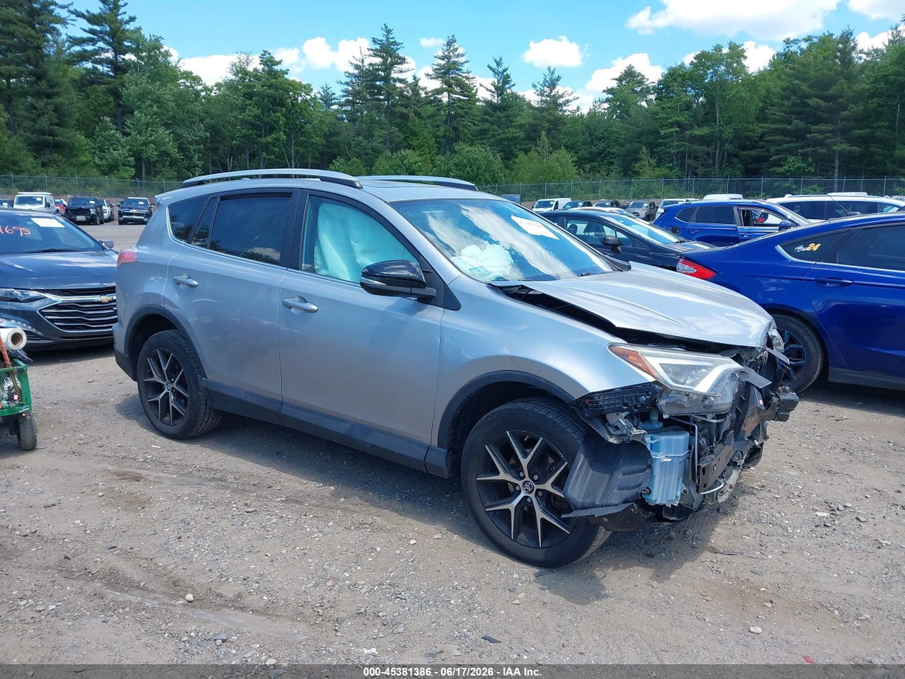 2T3JFREV5GW****** · 2016 TOYOTA RAV4 SE
