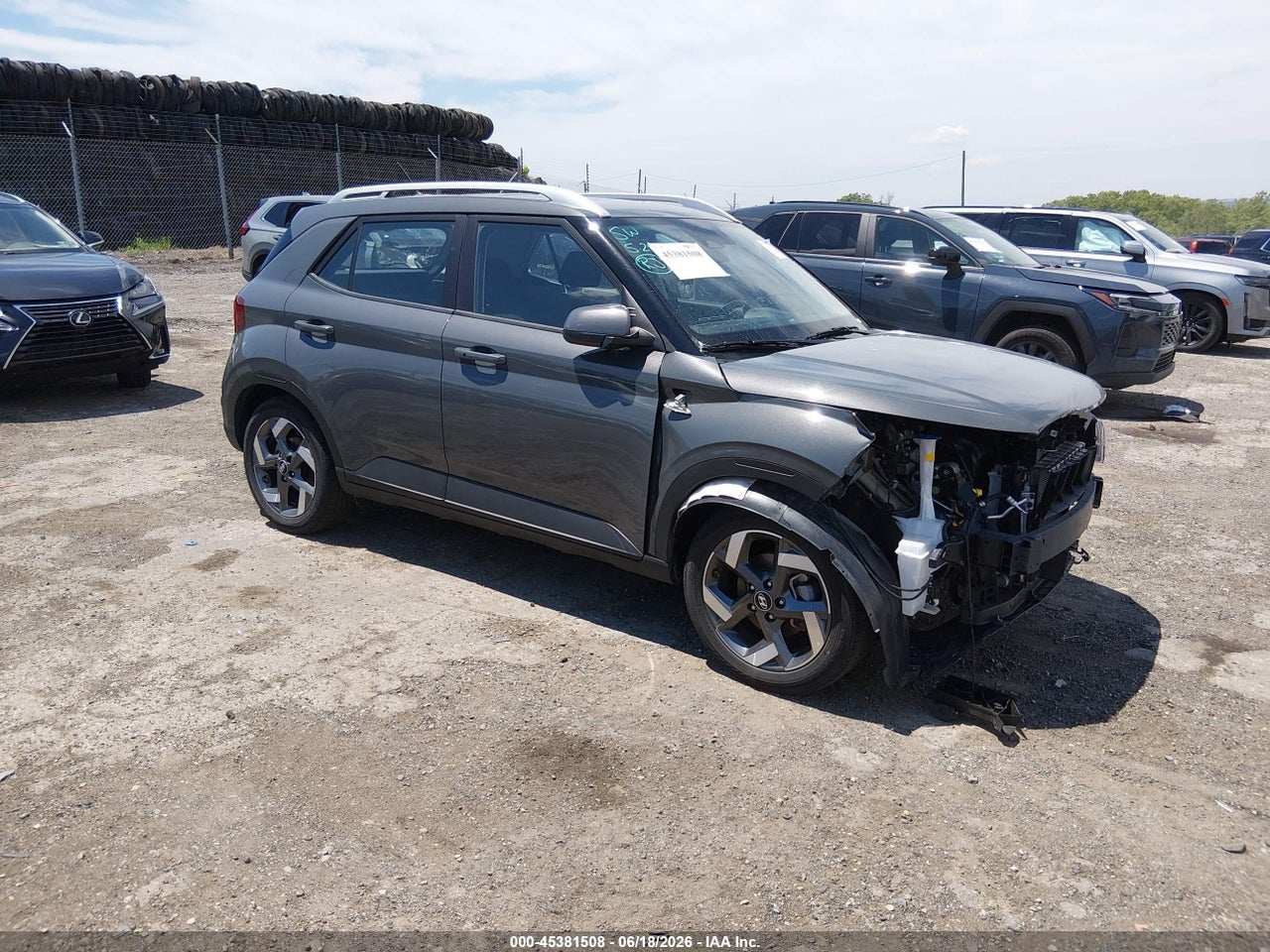 KMHRC8A38SU****** · 2025 HYUNDAI VENUE SEL