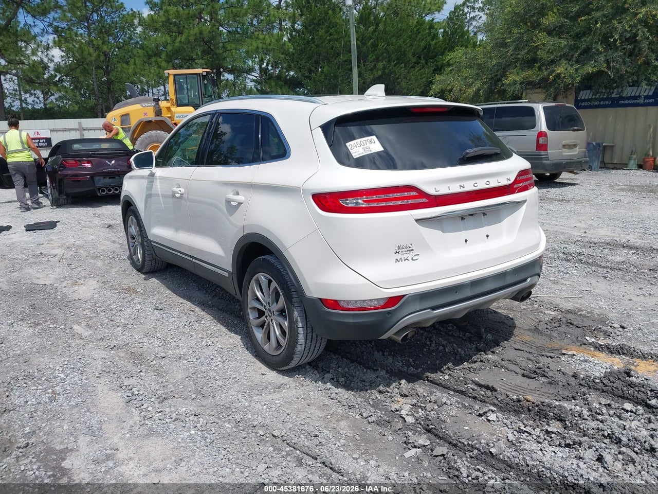2019 LINCOLN MKC SELECT · 3/11