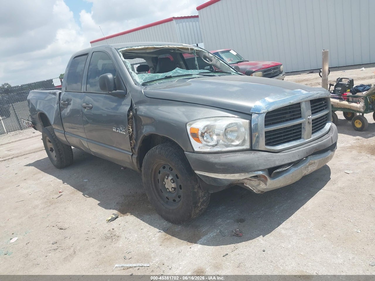 1D7HA18KX8J****** · 2008 DODGE RAM 1500 ST/SXT
