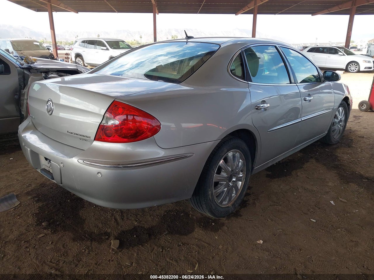 2008 BUICK LACROSSE CXL · 4/10