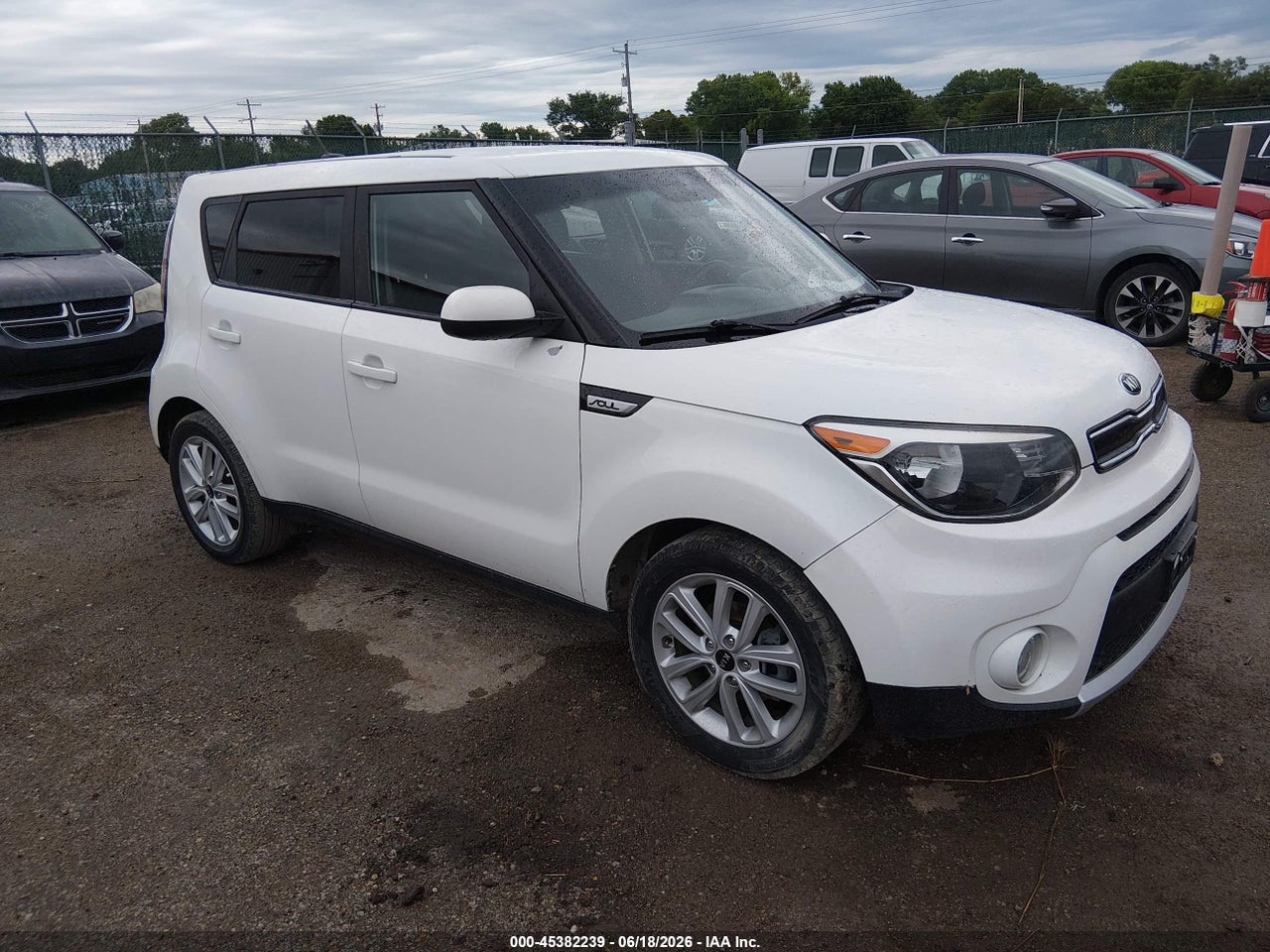 KNDJP3A50H7****** · 2017 KIA SOUL +