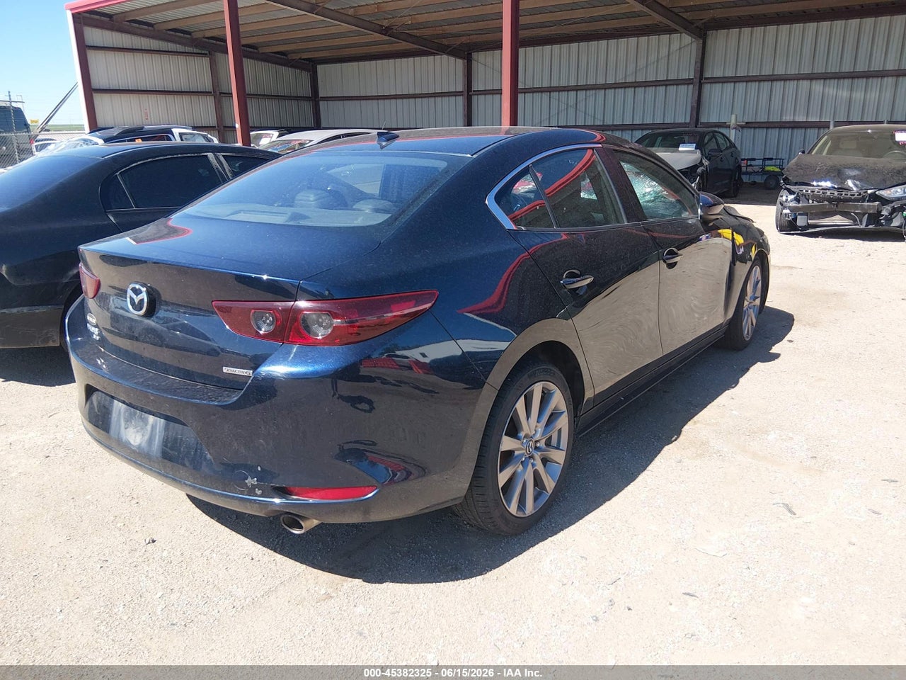2019 MAZDA MAZDA3 PREFERRED PACKAGE · 4/10