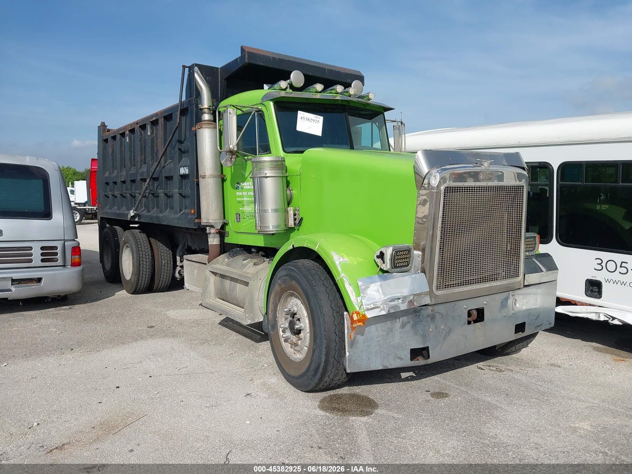 1XPFDB9X54N****** · 2004 PETERBILT 378
