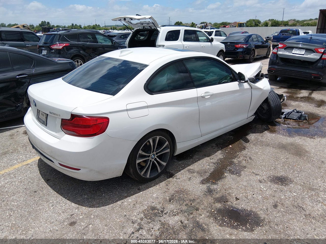 2018 BMW 230I   · 4/11