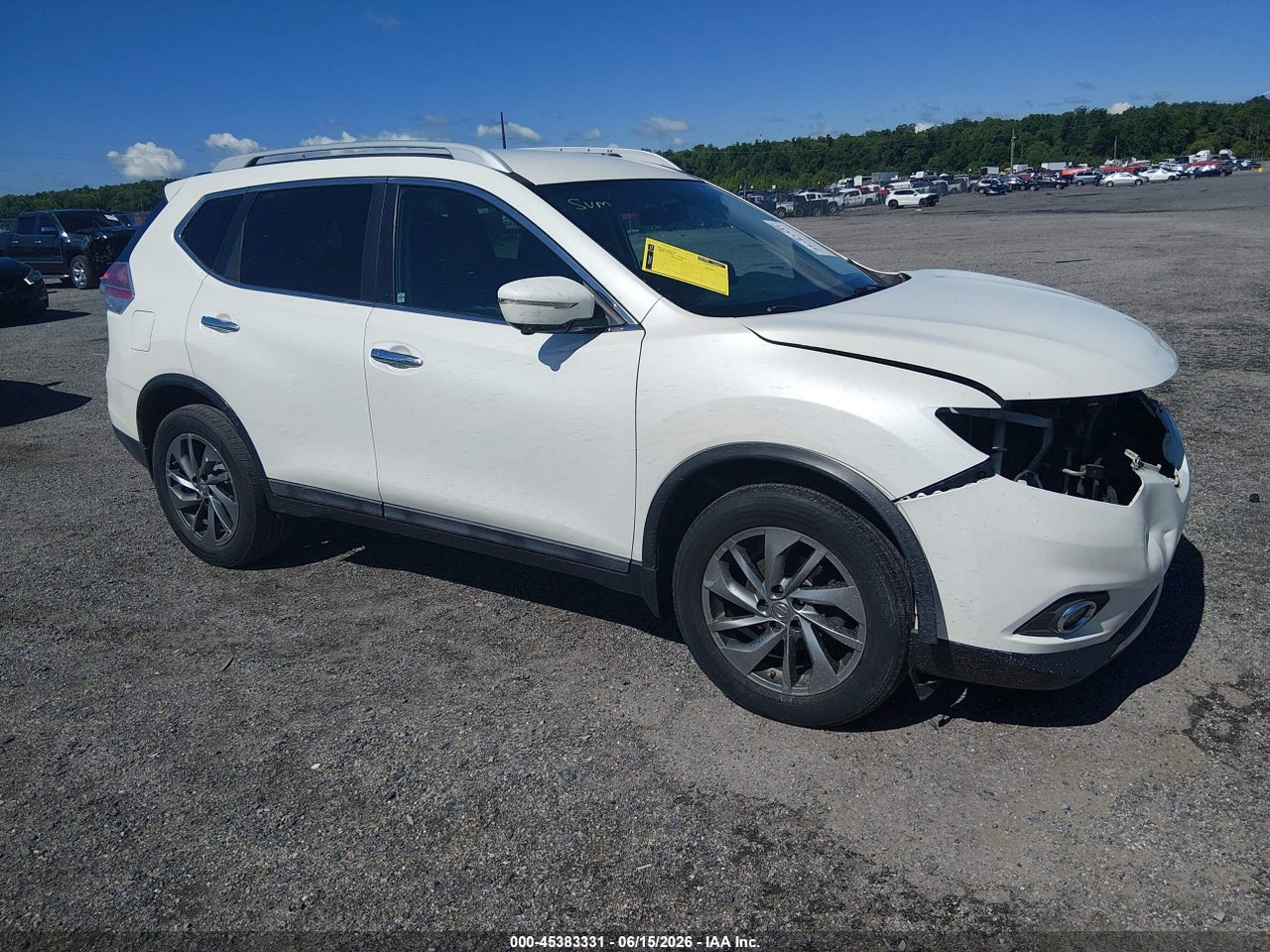 5N1AT2MV1FC****** · 2015 NISSAN ROGUE SL