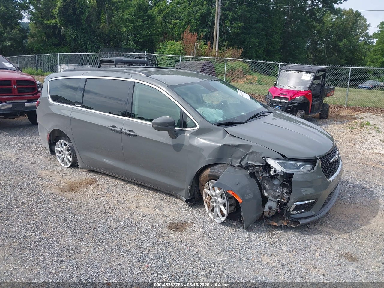 2C4RC1BGXNR****** · 2022 CHRYSLER PACIFICA TOURING L